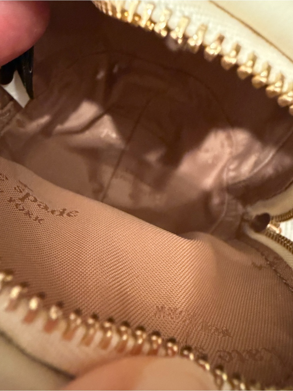 Kate Spade New York "Oh What Fun" 3D Teddy Bear Crossbody Bag - Picture 7 of 9
